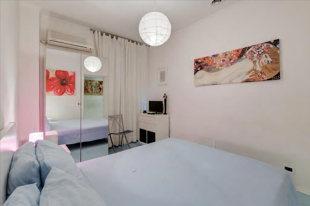 Holiday Jeans Apartment Rom Exteriör bild