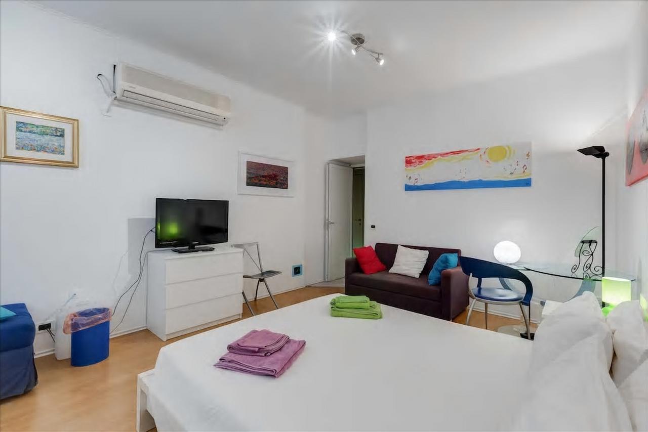 Holiday Jeans Apartment Rom Exteriör bild